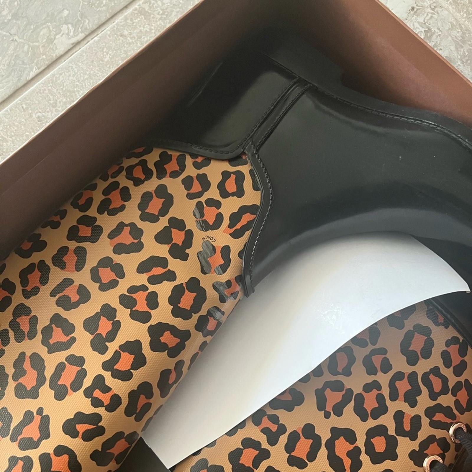 COACH Cozy Tristee Style Lace-Up Rain Boots in Animal Print, Size 9 EXCELLENT!