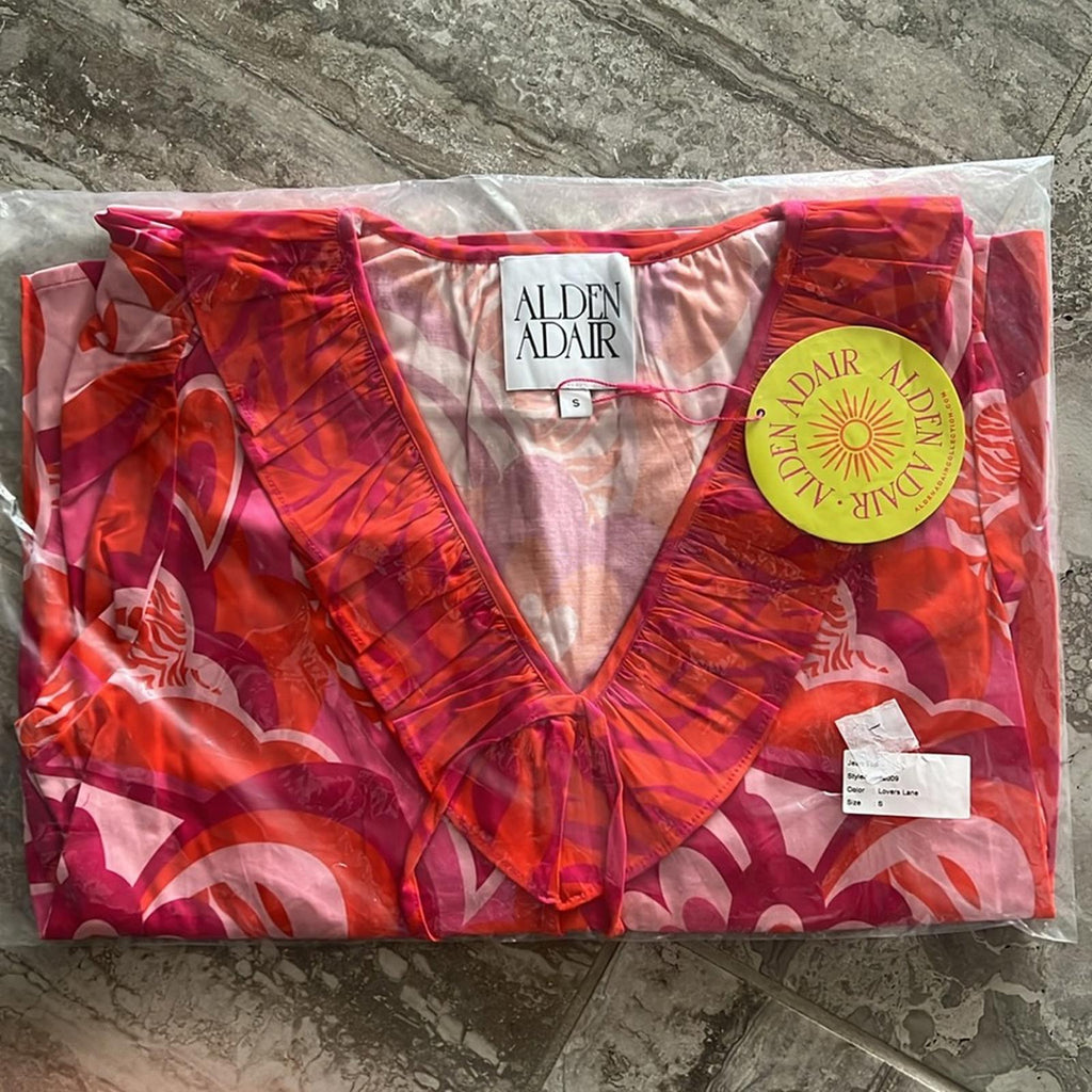 Alden Adair Jean Top in Lovers Lane, Size S New in Packaging
