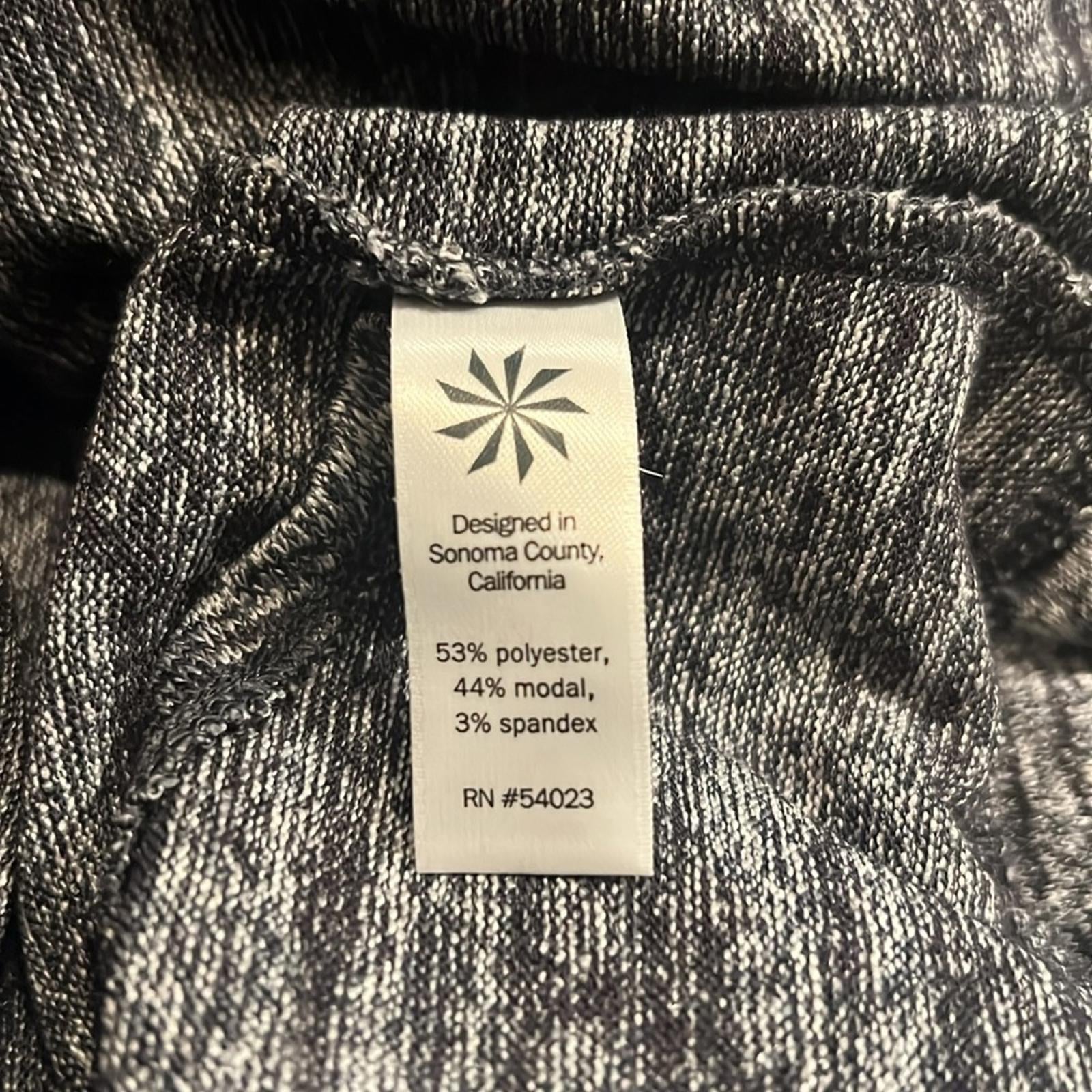 Athleta Open Back Cut-Out Posed Layered Pullover, Grey Heather Size S EXCELLENT!