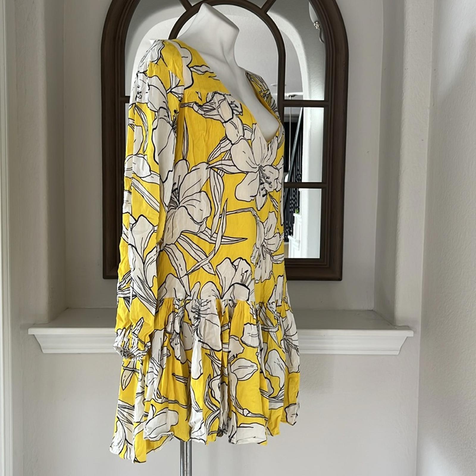 Walter Baker Lilith Floral Long Sleeve Dress in Hibiscus Sun Size L, NWT $268