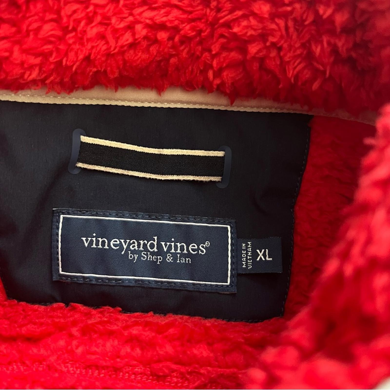 Vineyard Vines Supershep Colorblock Fleece Jacket Size XL
New w/Tag Retail $178