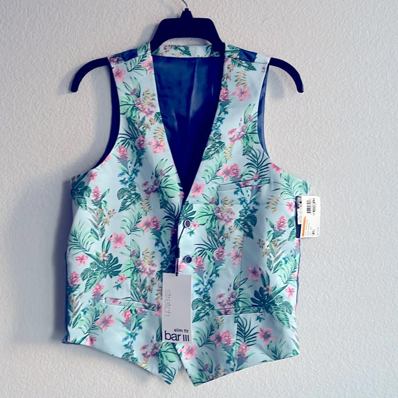 Bar III Men's Slim-Fit Floral-Print Suit Vest, Size S NEW w/Tag $115