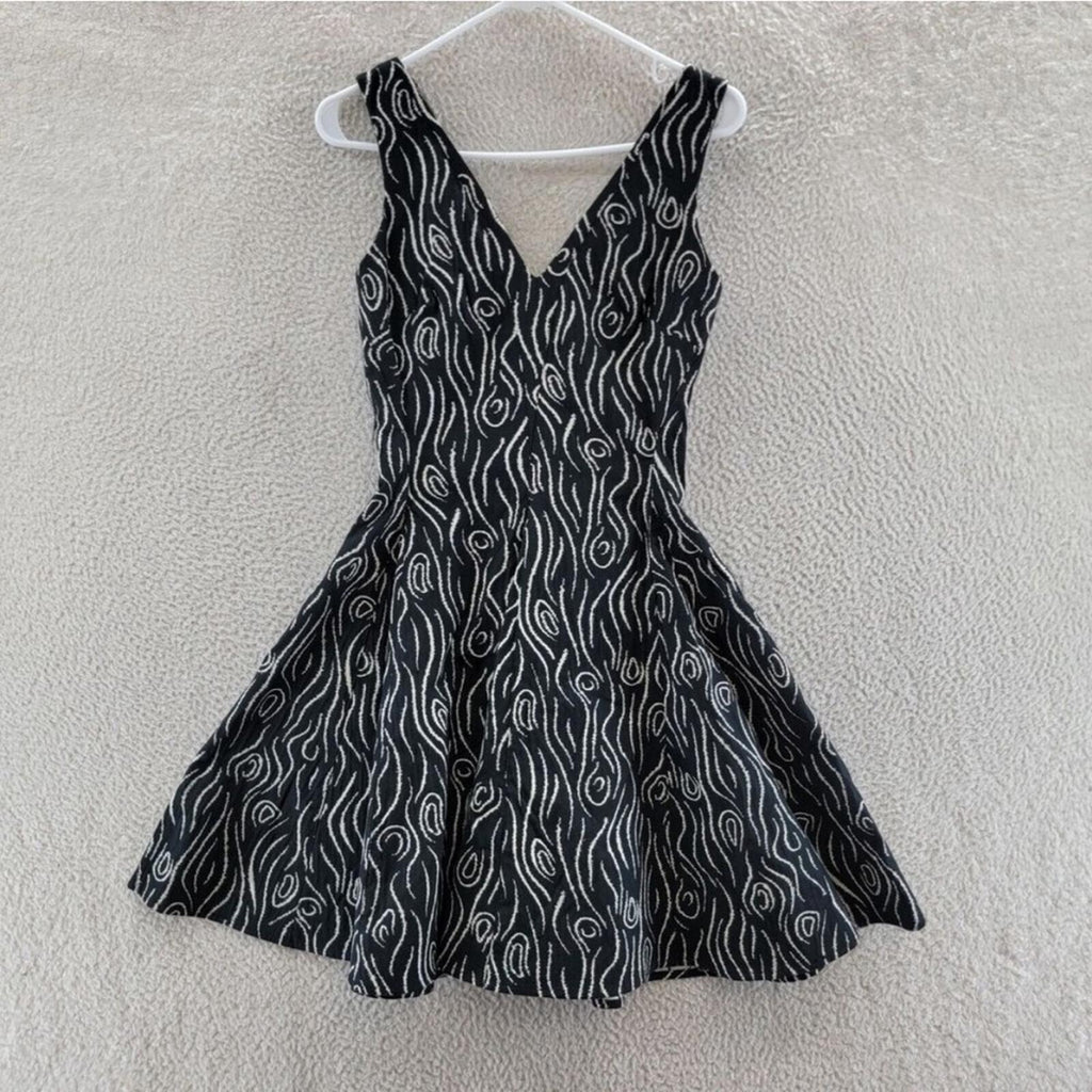 Opening Ceremony Fit & Flare Mini Dress in Black/White Size 4 New w/Tag $475
