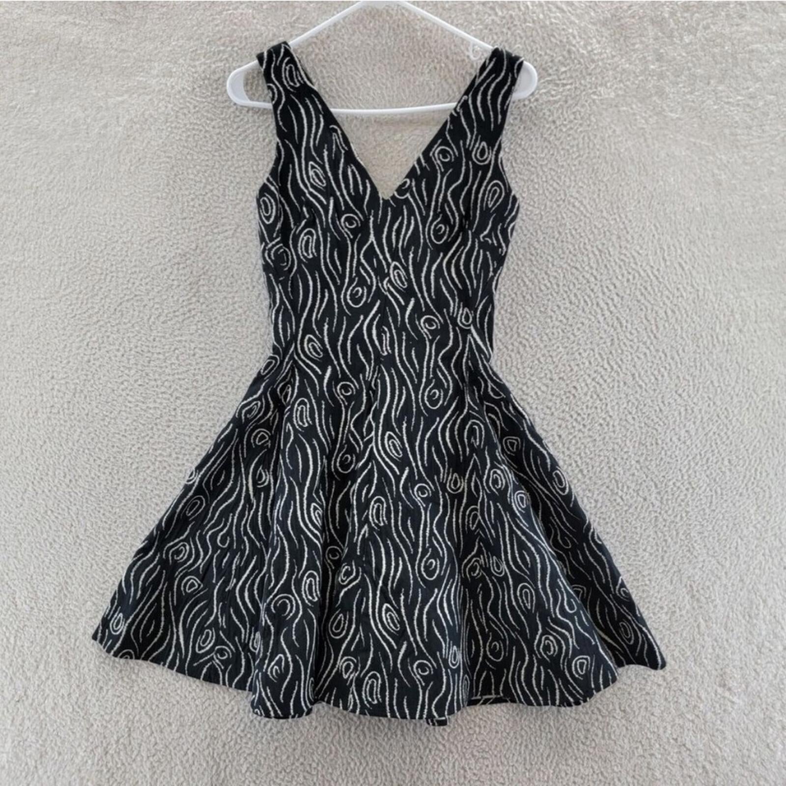 Opening Ceremony Fit & Flare Mini Dress in Black/White Size 4 New w/Tag $475