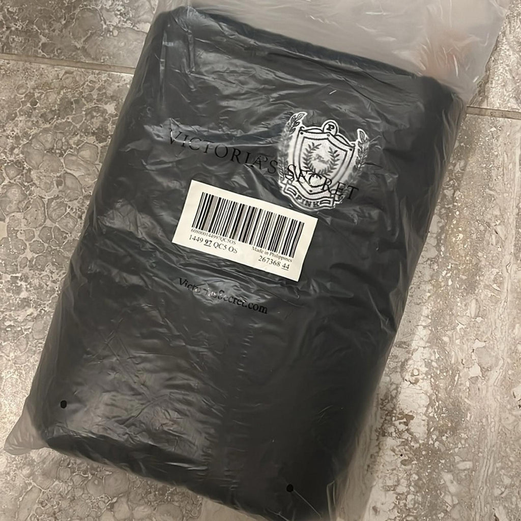 PINK Victoria’s Secret Quilted Tote Bag, Black New w/Tag Retail $49.95
