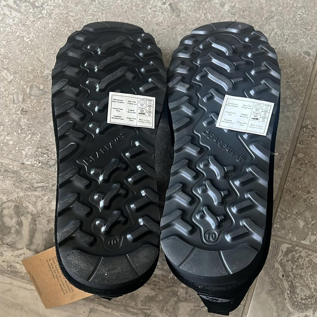 BearPaw Super Shorty Booties in Black, NEW, Size 10