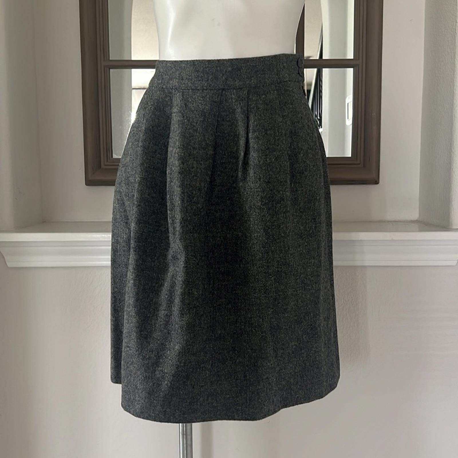 Agnés B. Wool Skirt in Heather Grey - Made in France - Size EU 40 EXCELLENT!
