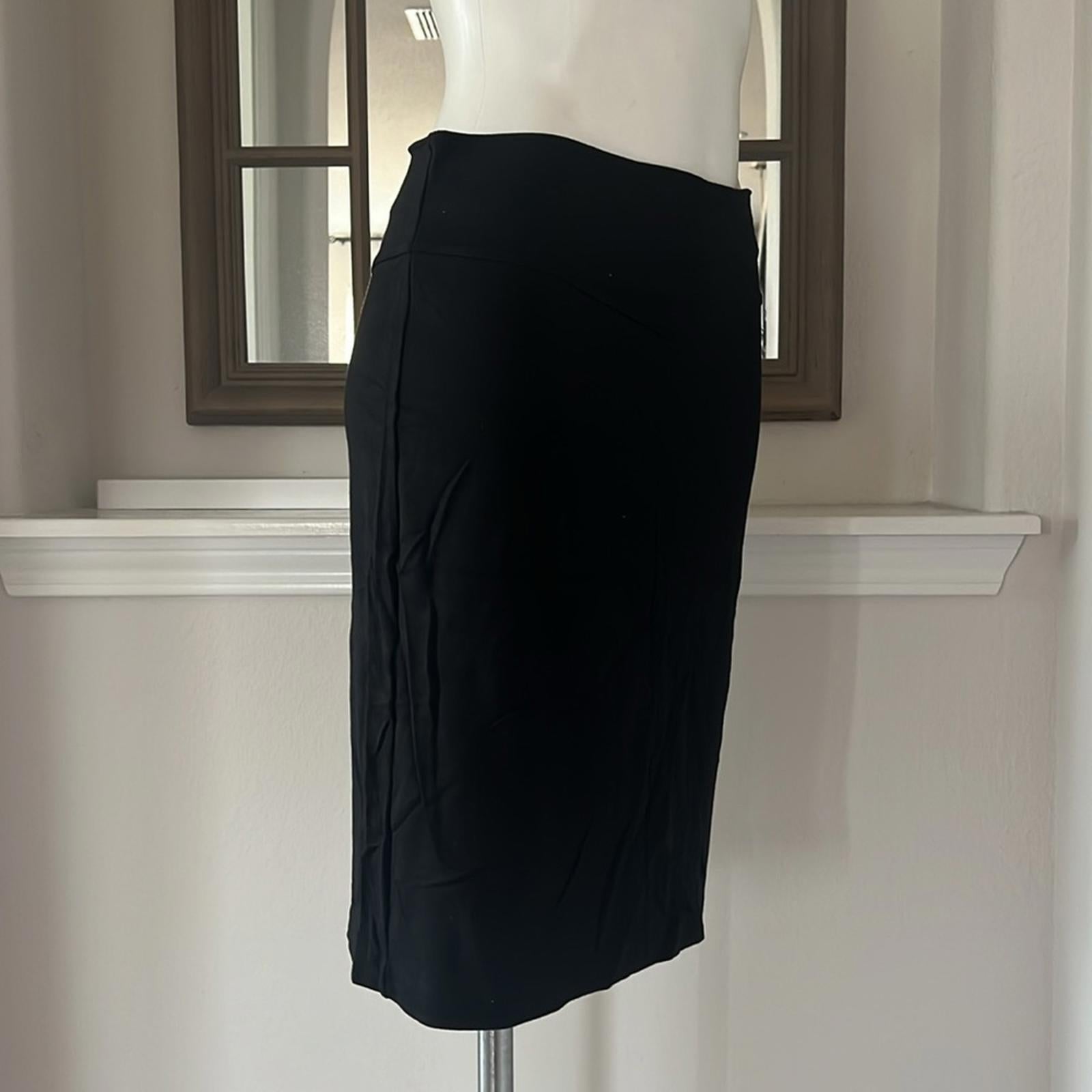 NEW Halogen Seamed Skirt in Rich Black, Size S New w/o Tag $69
