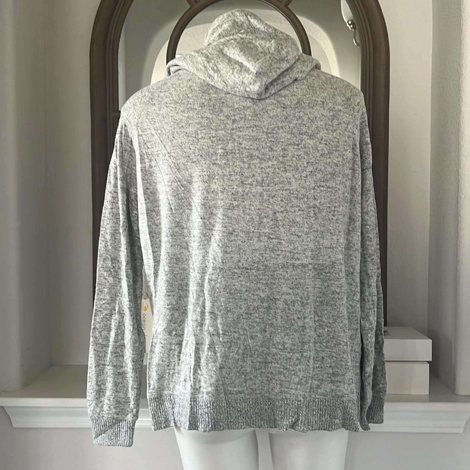 NEW Ocean Drive Hoodie PHL Hacci Heather Grey, Size M New with Tag