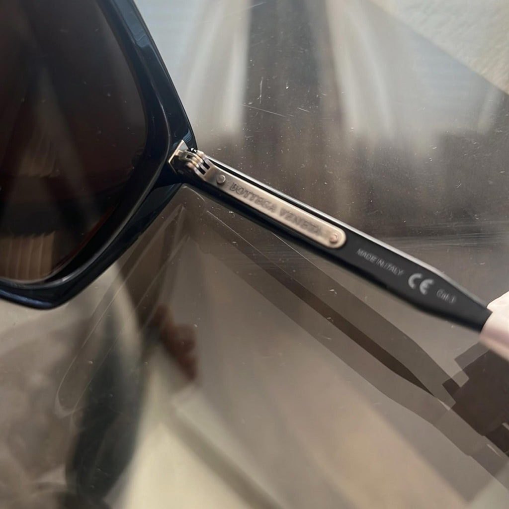 NEW Bottega Veneta BV0182S Sunglasses in Black, EXCELLENT! Retail $510