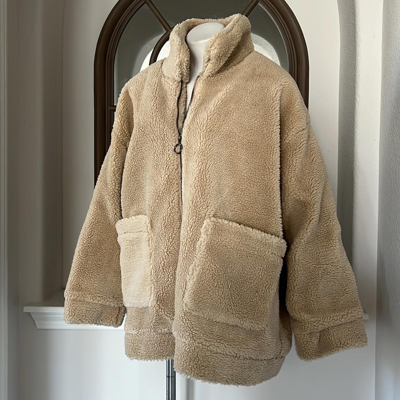 ASOS Wednesday's Girl Curve Teddy Coat in Beige, Size UK 22, US 18 NEW w/Tag