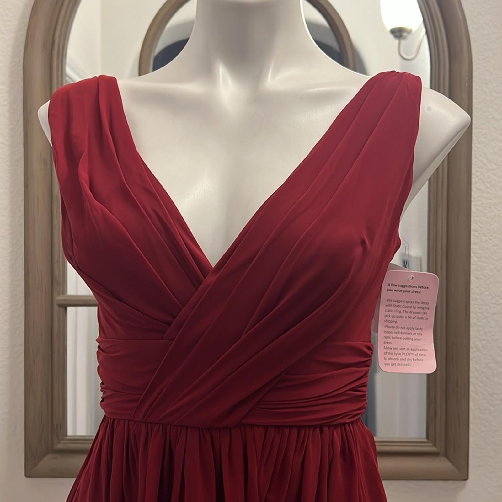Dessy Floor Length Chiffon Shirred Skirt V-Neck Draped Dress in Burgundy Size 2