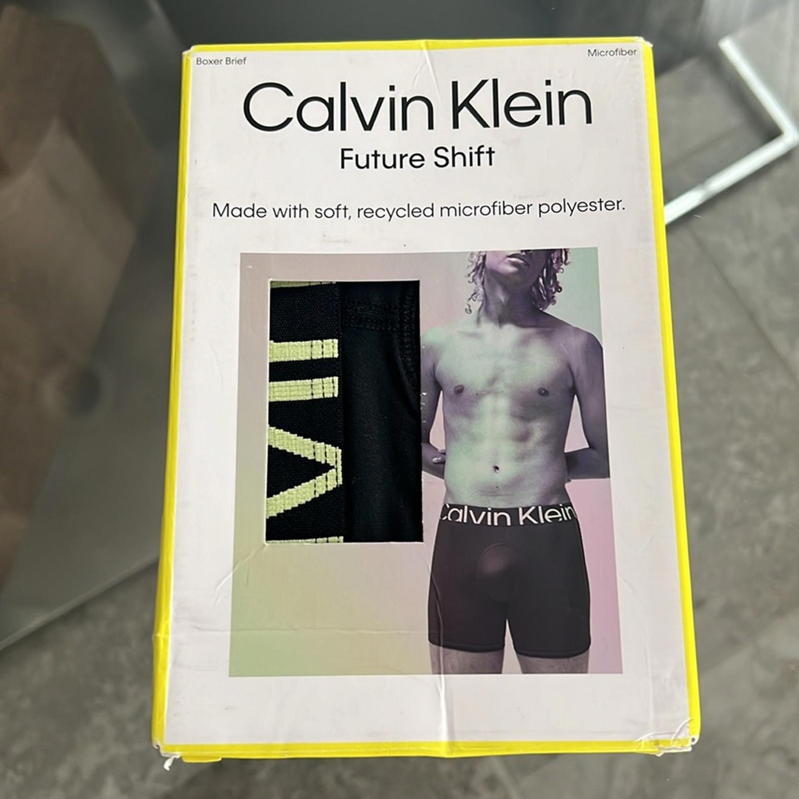 Calvin Klein Future Shift Microfiber Boxer Briefs in Black Size Small New in Box