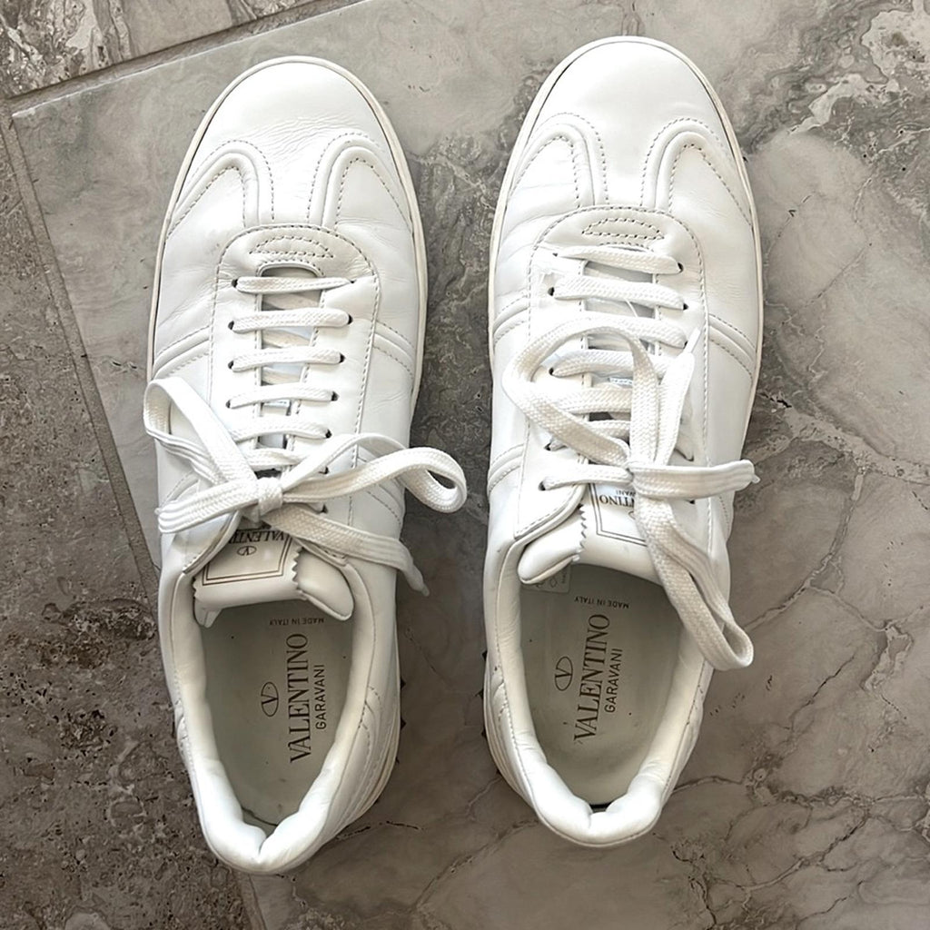 Valentino Garavani Flycrew Leather Sneakers, Size 43/9.5 Comes w/Box Excellent!