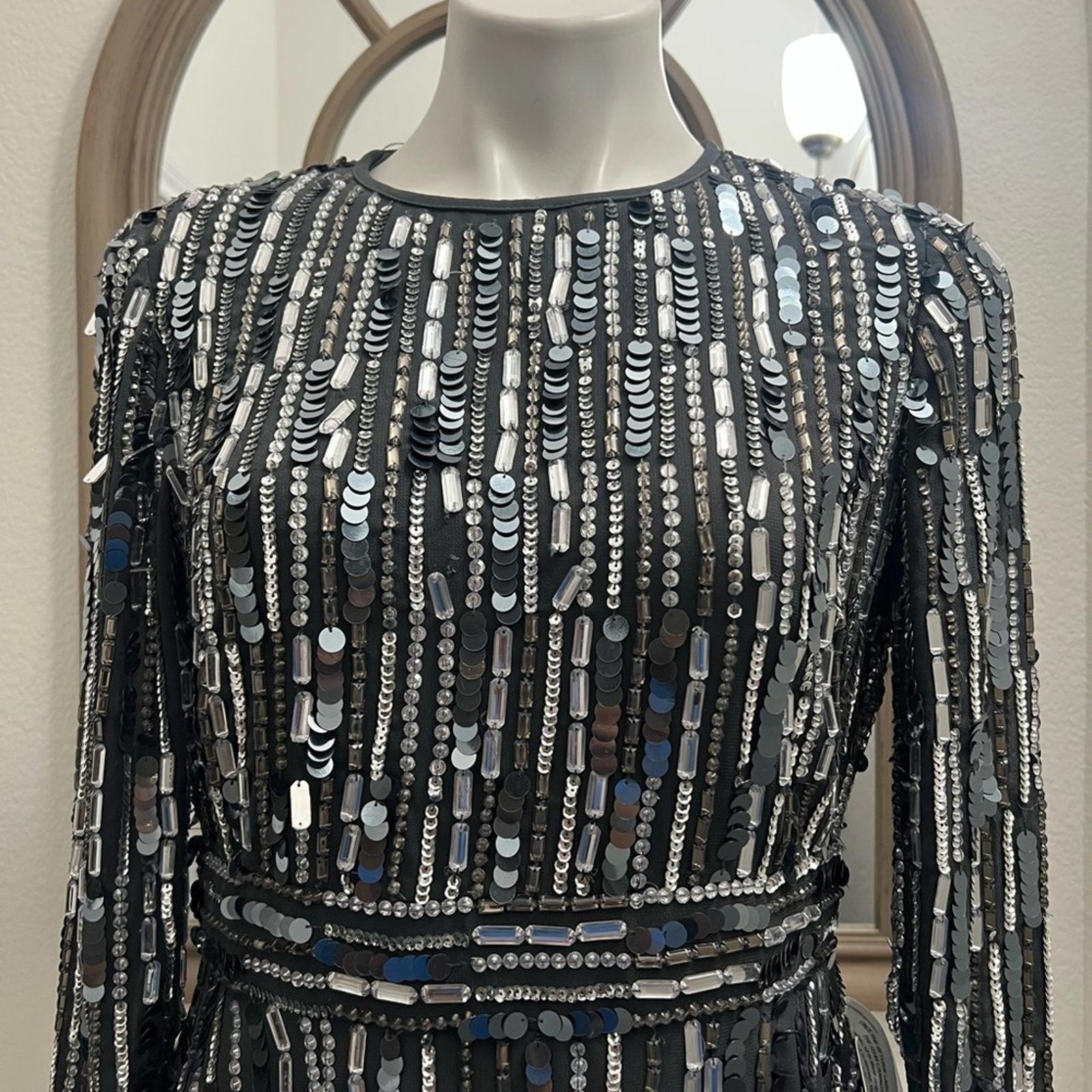 Mac Duggal Embellished High Neck Long Sleeve Fitted Dress Size 8 NEW Retail $458