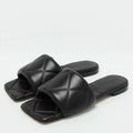 Bottega Veneta Lido Leather Flat Slides in Black, Size 42 -Like New Retail 1,250