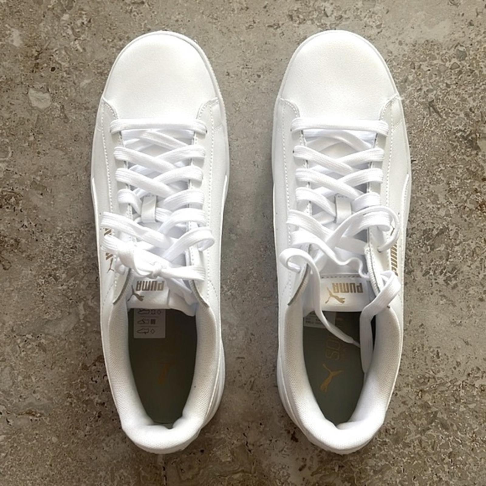 Puma Leather Sneakers in White, Size 11, New w/o Box