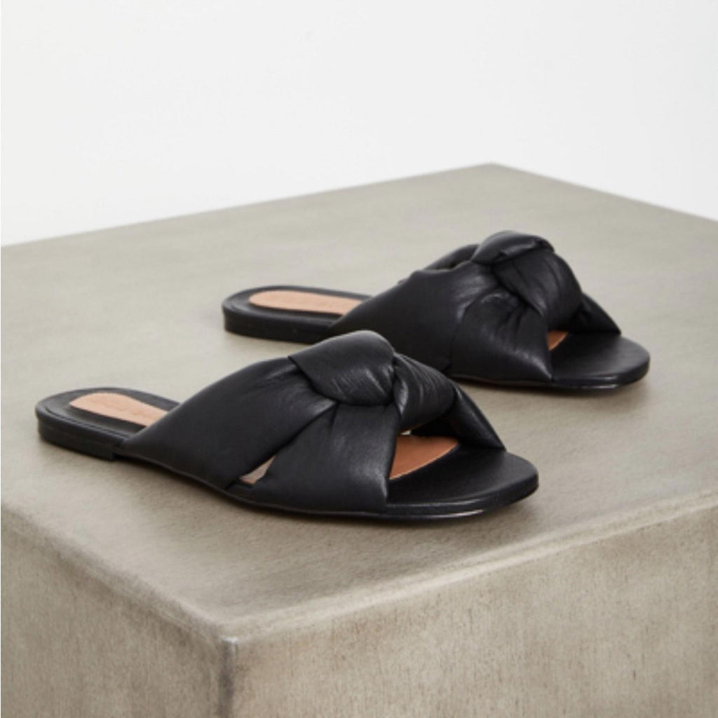 BCBGMaxazria Tinsley Slide Sandals in Black, Size 5, NEW w/o Box $149