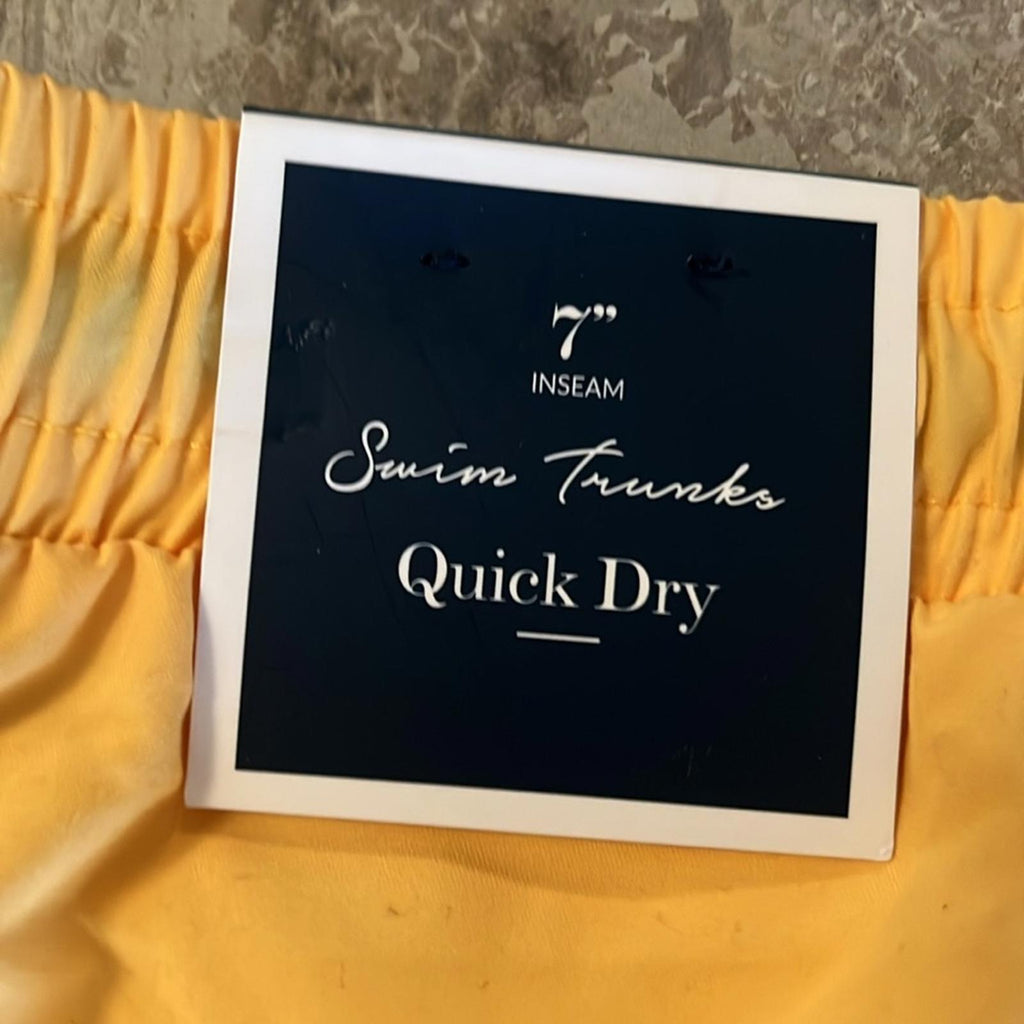 Club Room YELLOW Quick-Dry Performance Solid 7" Inseam Swim Trunks, Size S NWT