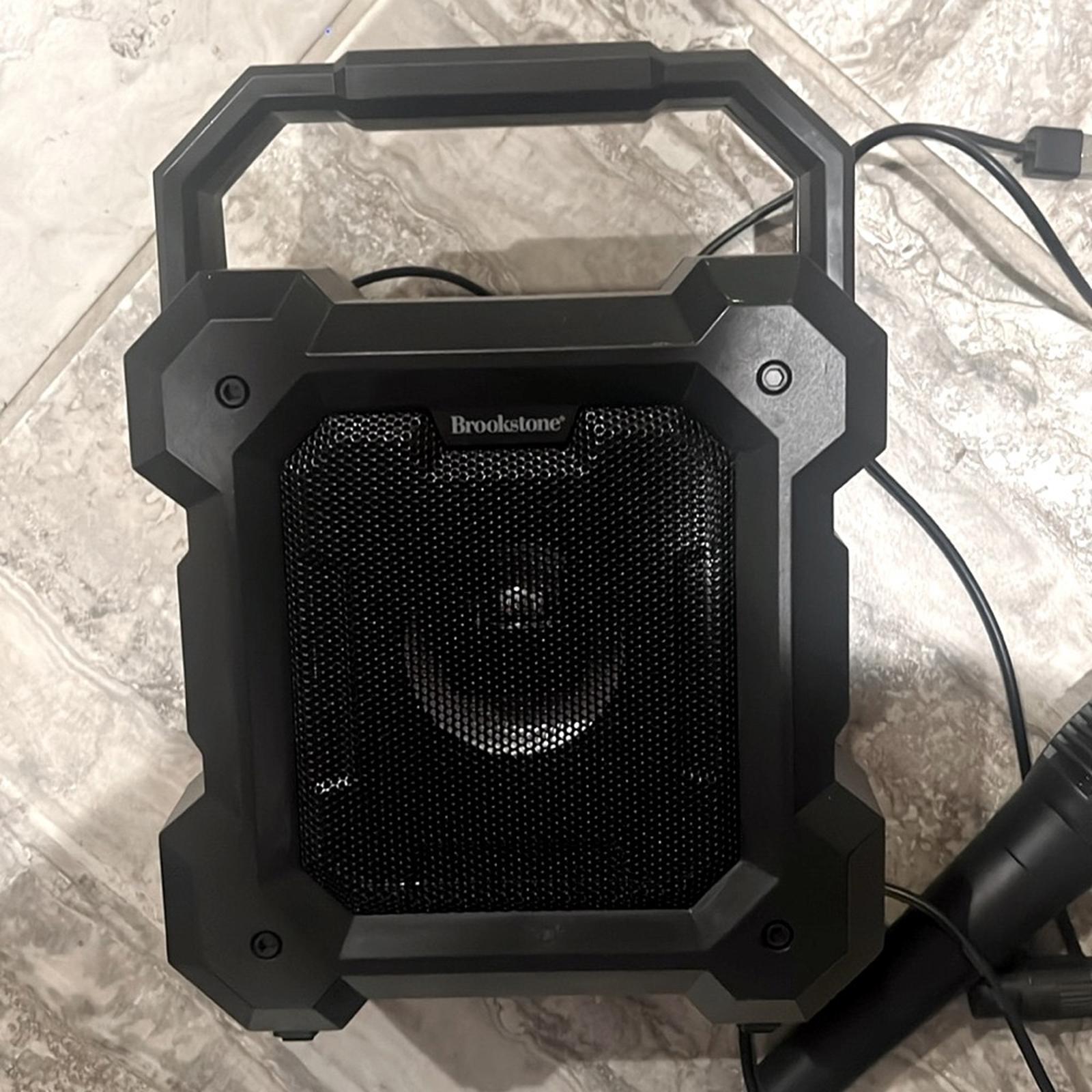 Brookstone Ruckus Portable Speaker with Microphone in Black, Open Box EXCELLENT!