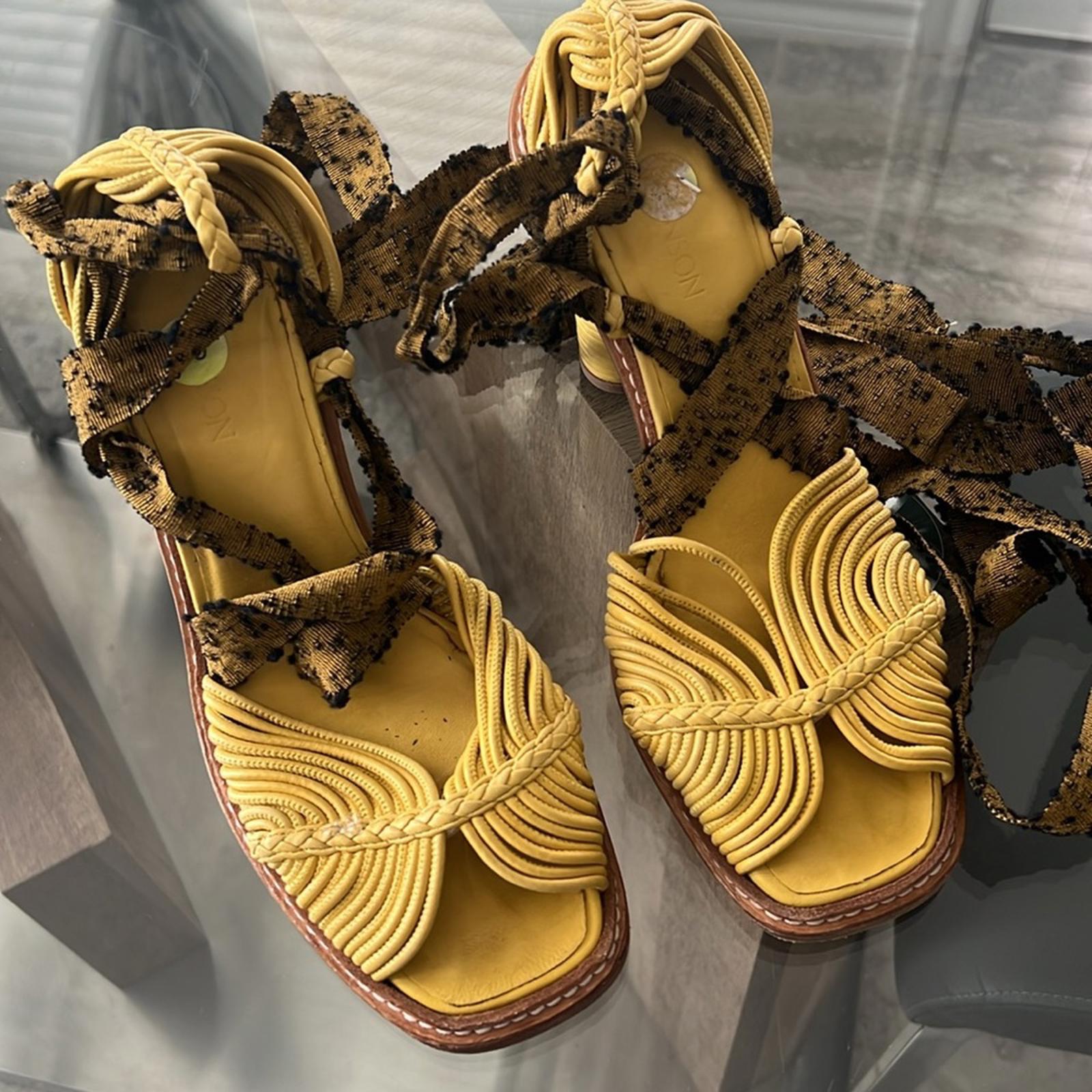 Ulla Johnson Yellow Gia Ribbon Heeled Sandals (Vogue Runway) Size 40 EXCELLENT!
