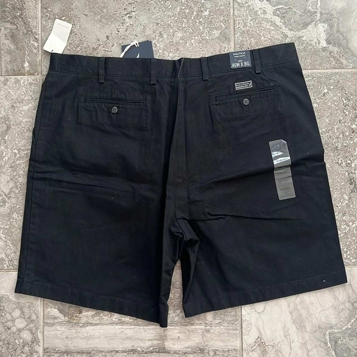 Nautica Flat Front True Khaki Shorts in Black, Size 46W New w/Tag
