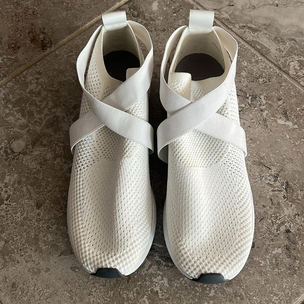 NEW Eileen Fisher Zing Stretch Knit Sneakers in White, Size 11 NEW w/o Box