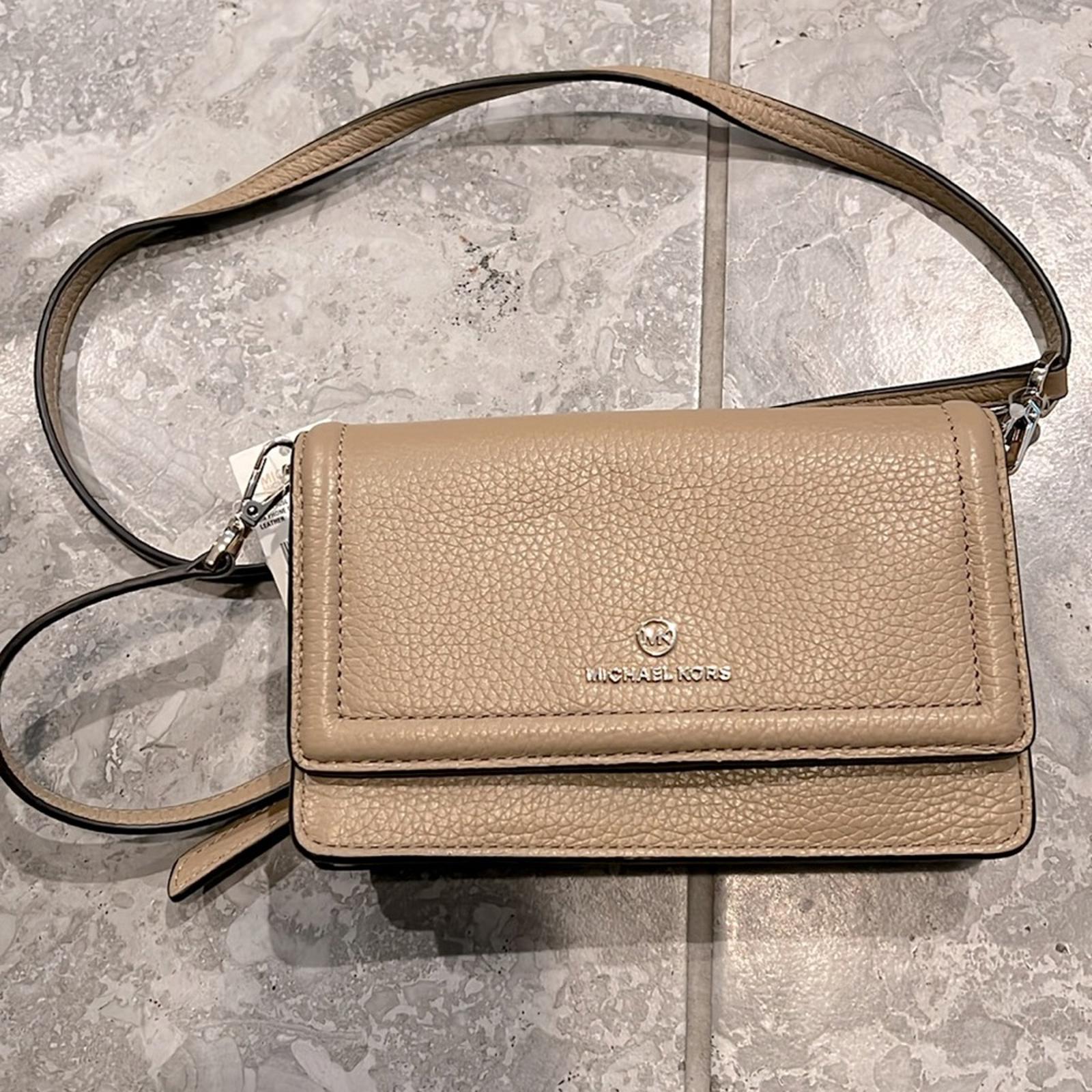 Michael Kors Jet Set Charm Small Phone Crossbody in Camel, New w/Tag