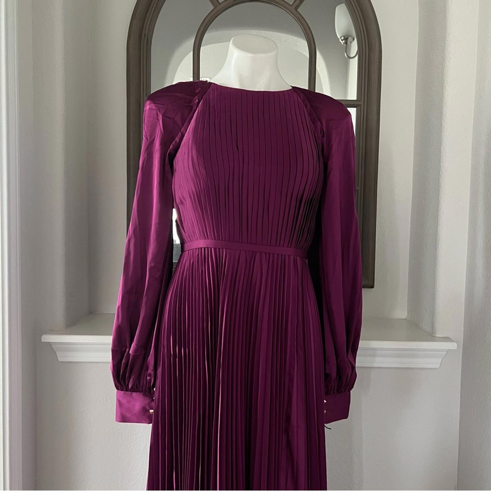 Mac Duggal IEENA Pleated Long Sleeve Satin Gown, Purple Size 8 New w/Tag $498