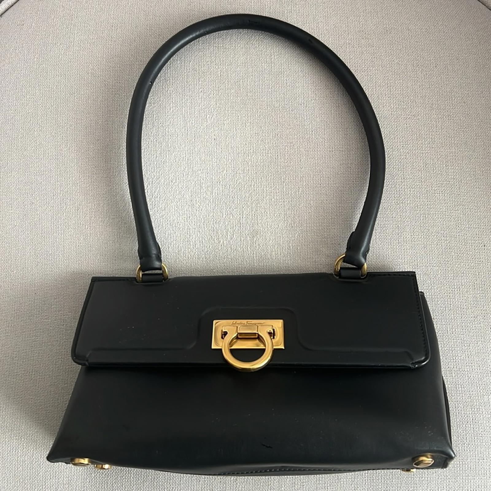 Salvatore Ferragamo Trifolio Swing Leather Shoulder Bag in Black, Like New