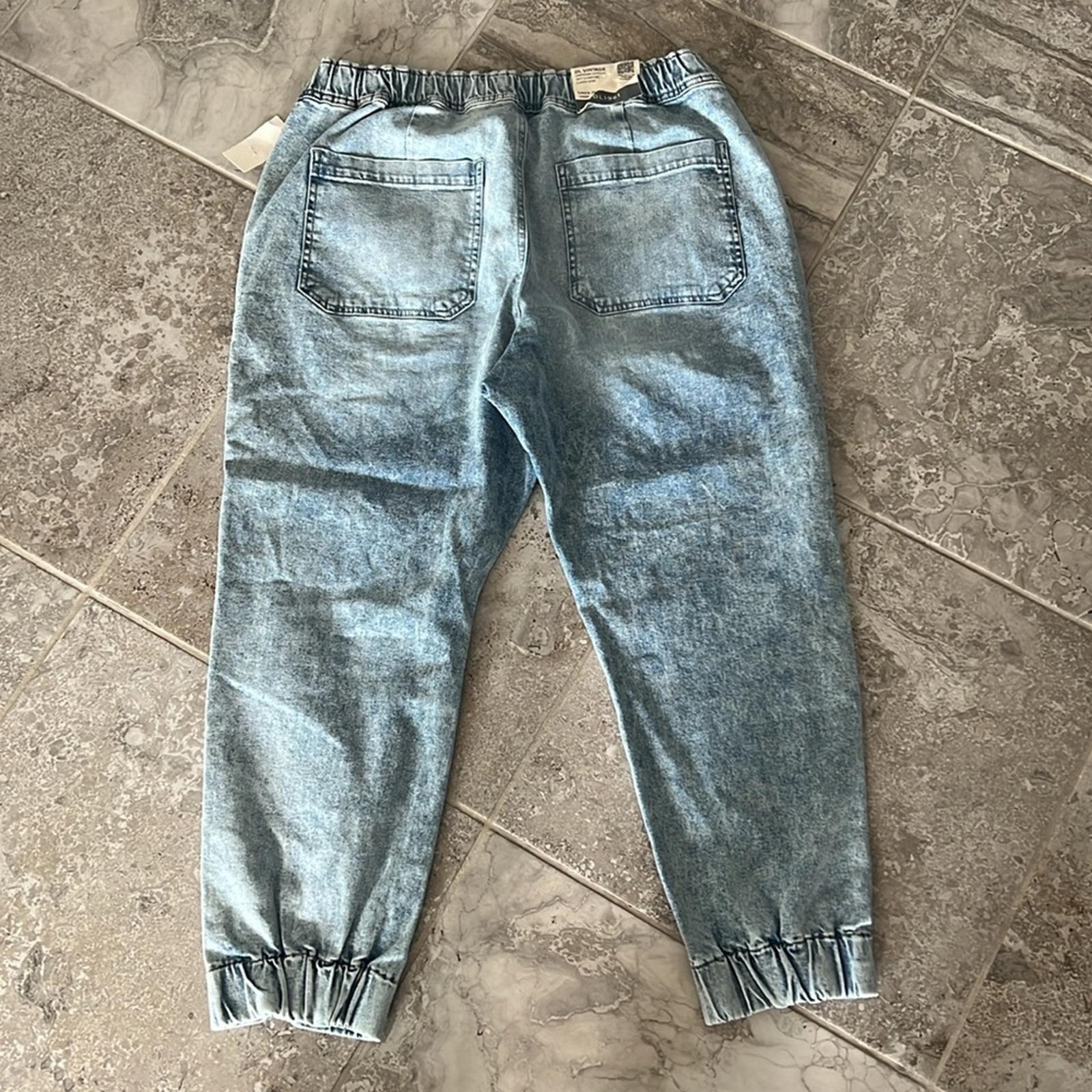 DL1961 Laura High Rise Jogger Jeans in Super Light, Size 34 NWT $209