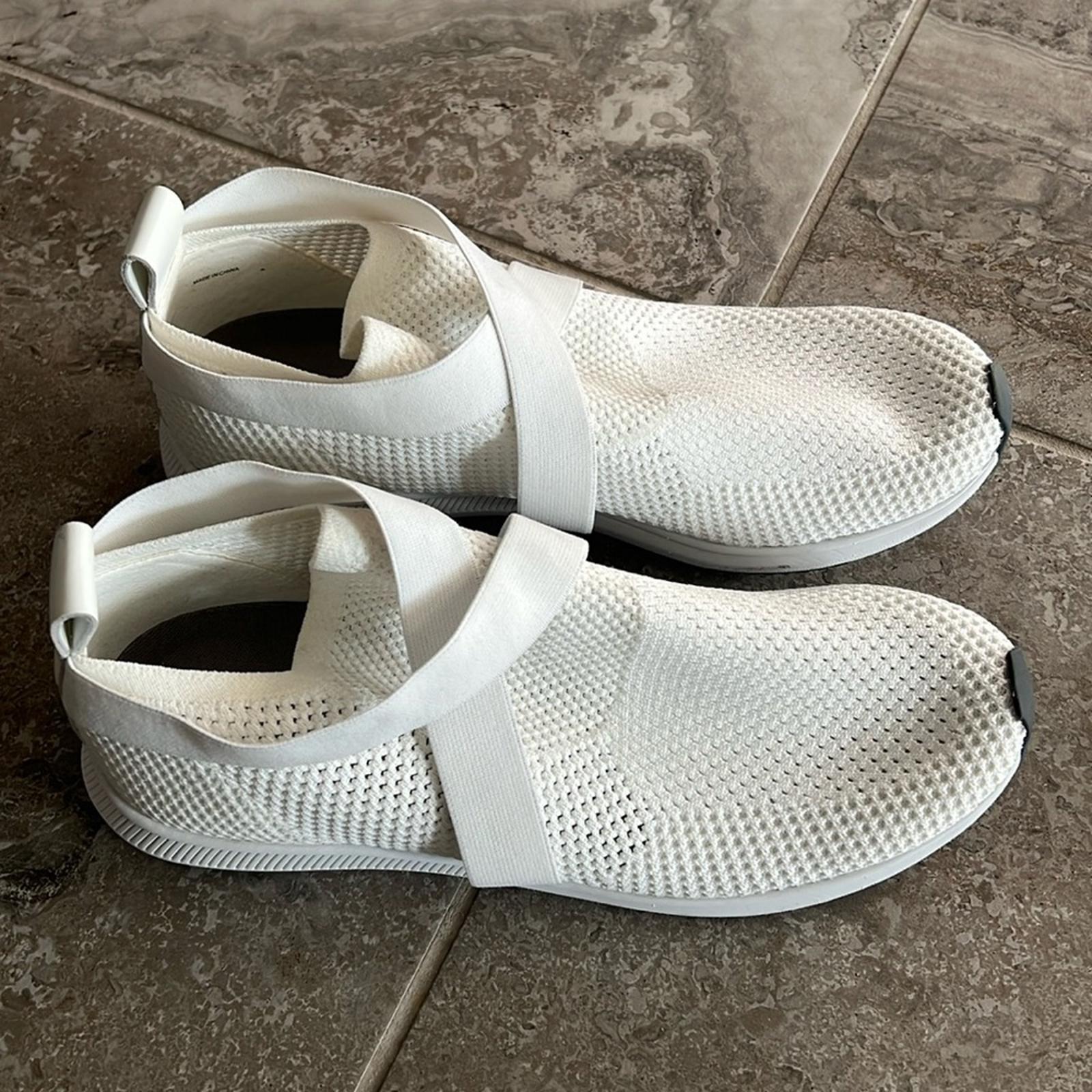 NEW Eileen Fisher Zing Stretch Knit Sneakers in White, Size 11 NEW w/o Box