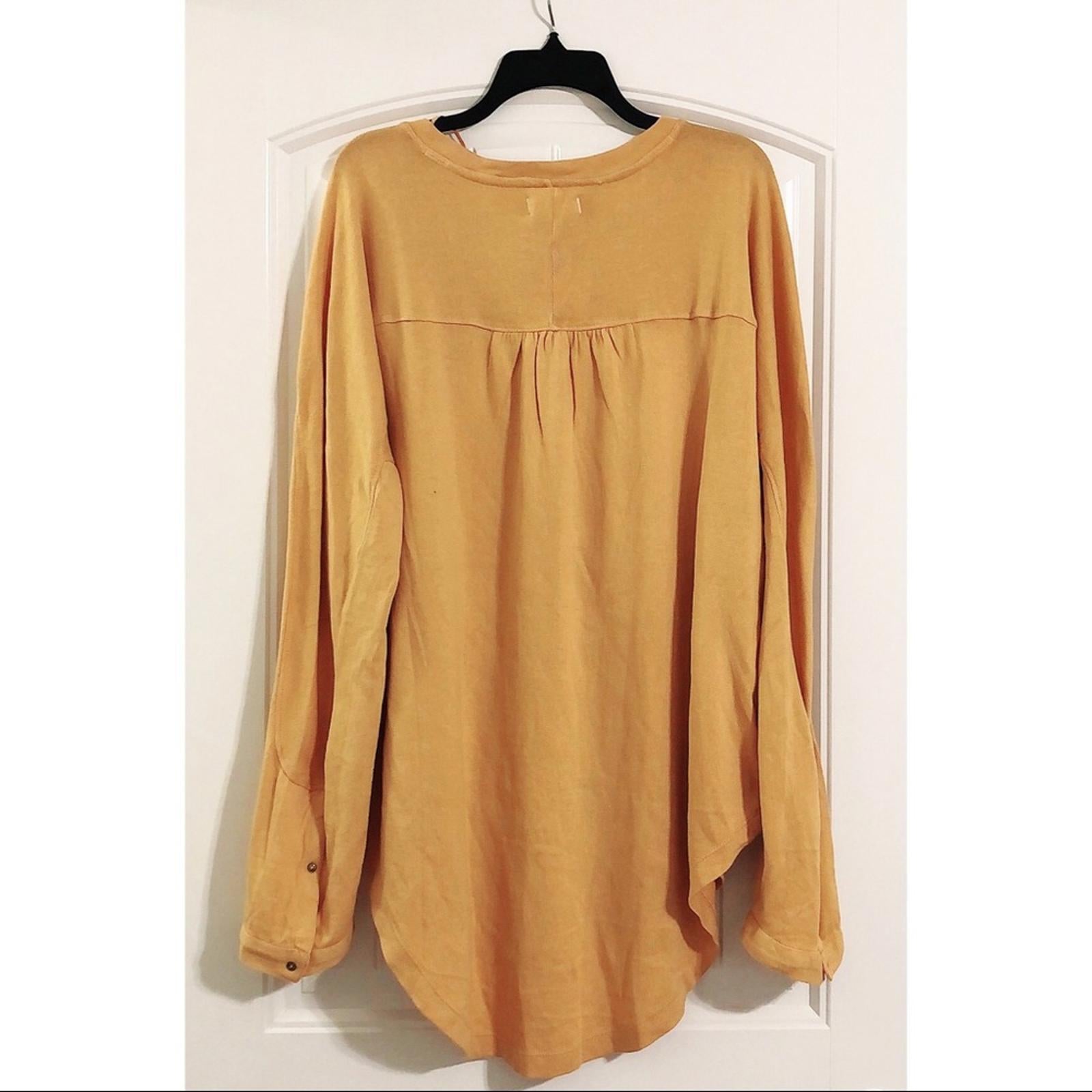 Free People Henley Long Sleeve Top Sweater, Size XL New with Tag Retail $108