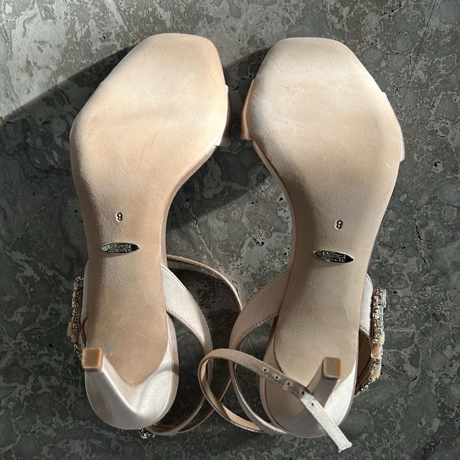 Badgley Mischka Tisha Embellished Heeled Sandals in Nude Satin, Size 8 NEW $245