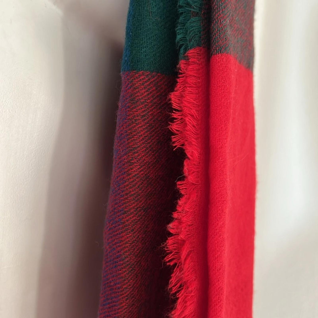 Lauren Ralph Lauren Woven Scarf, Red Plaid 126cm x 126cm NEW