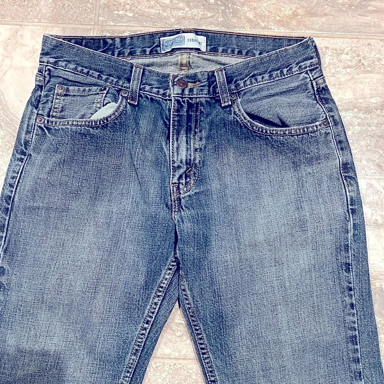 Signature Levi Strauss Straight Leg Jeans, Size W30 X L32