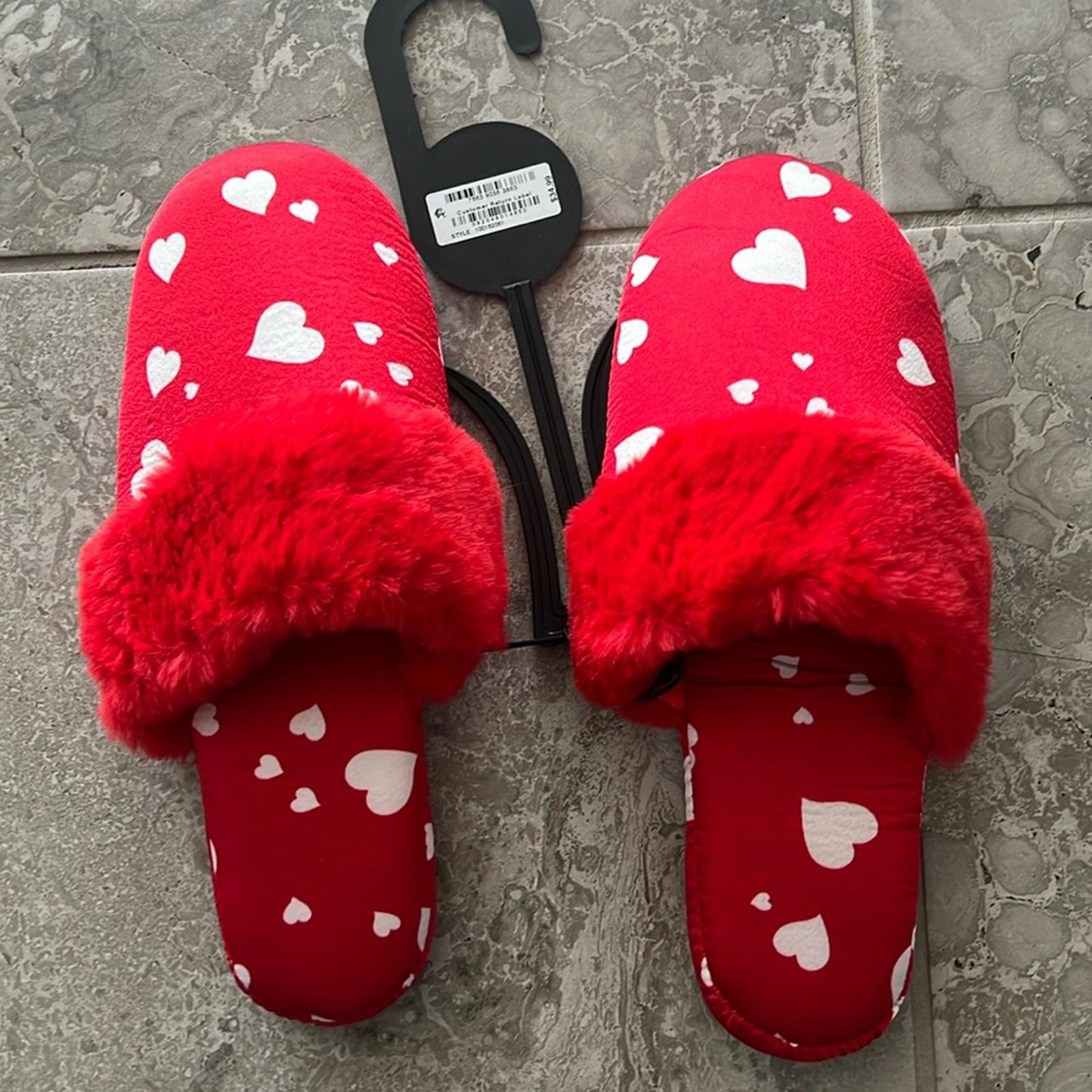 INC Hearts Faux-Fur-Trim Slippers in Red/White Size XL(11-12) New w/Tag