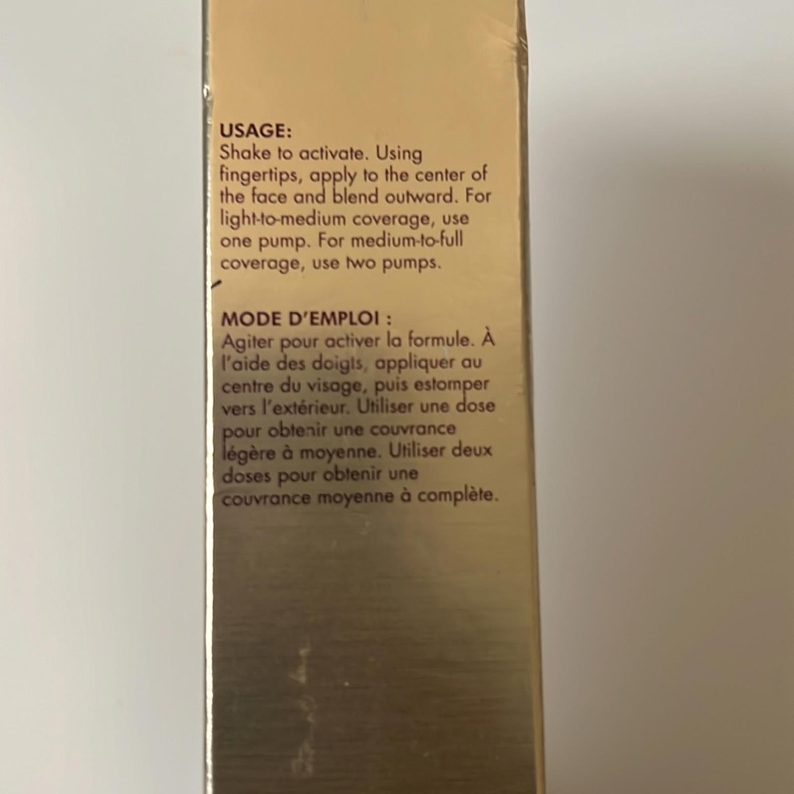 Stila Hide & Chic Fluid Foundation #4 Tan/Deep 1.0floz/30mL New in Box