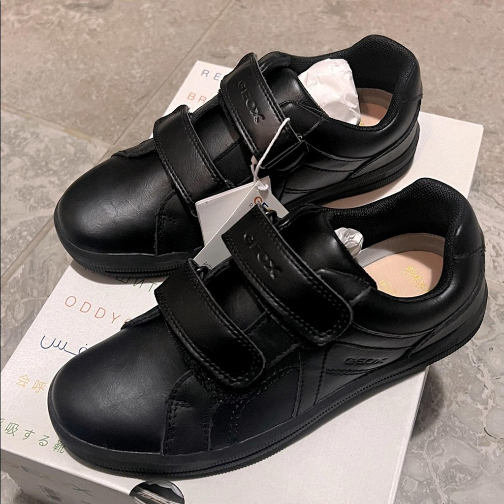 Geox Boys' J Arzach Boy G Trainers in Black, Size 3.5, NEW in Box
