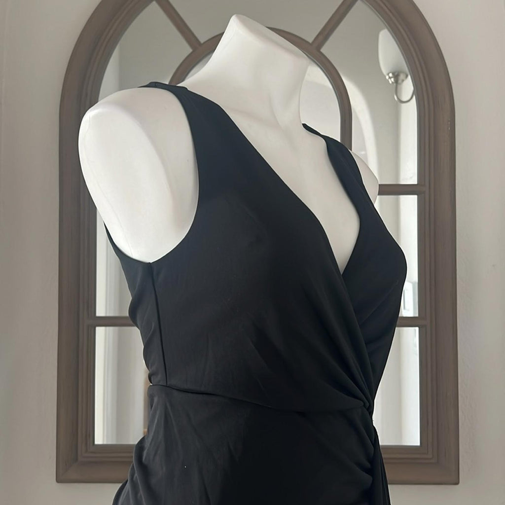Donna Karan New York Social Occasion V-Neck Ruched Gown in Black Size 6 NWT $495