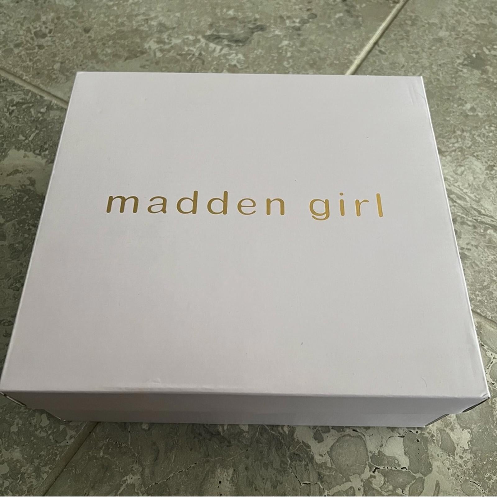 Madden Girl JKayce Brown Sweater Knit Ankle Boots with Buckle Detail, Size 1