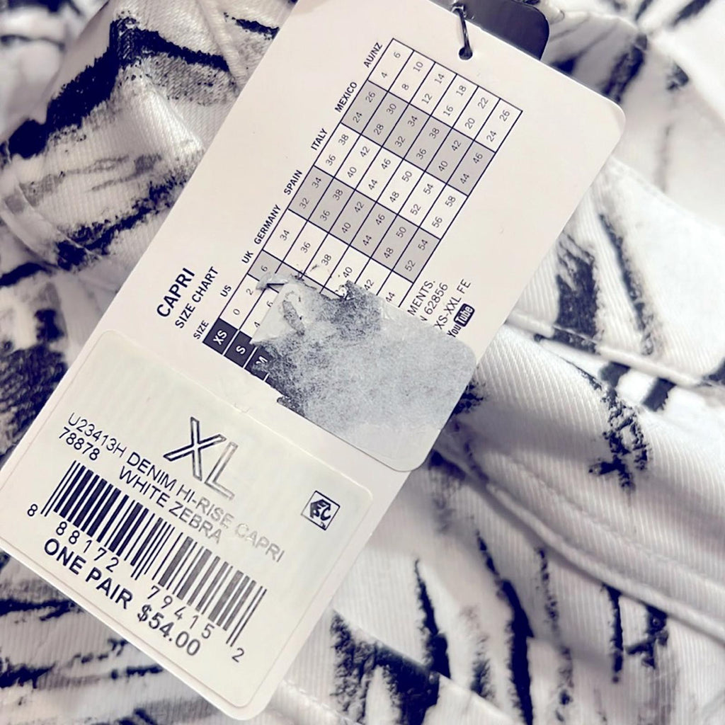 HUE High Rise Denim Capri White Zebra Pants, NEW, Size XL, Retail $54