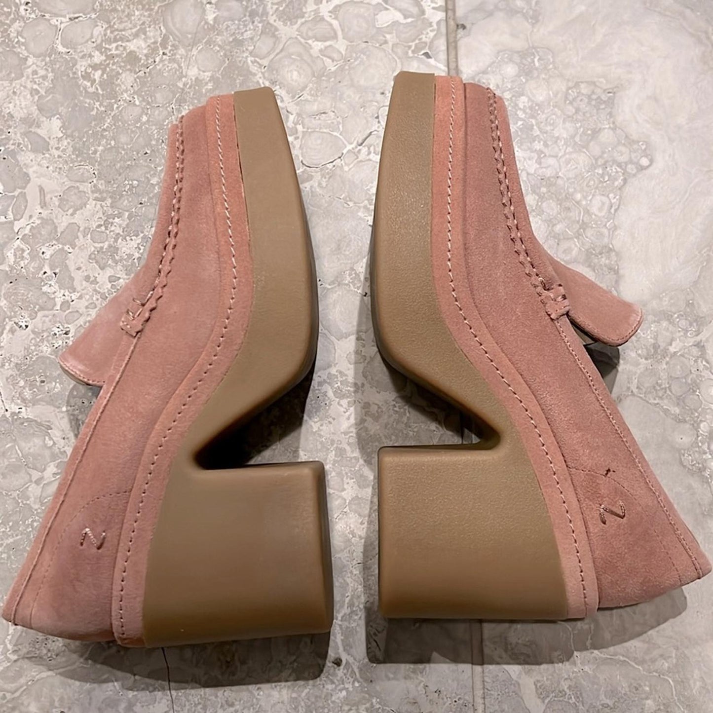 Zodiac Dorit Leather Slip-On Loafers in Nougat Pink Suede Size 9 New in Box