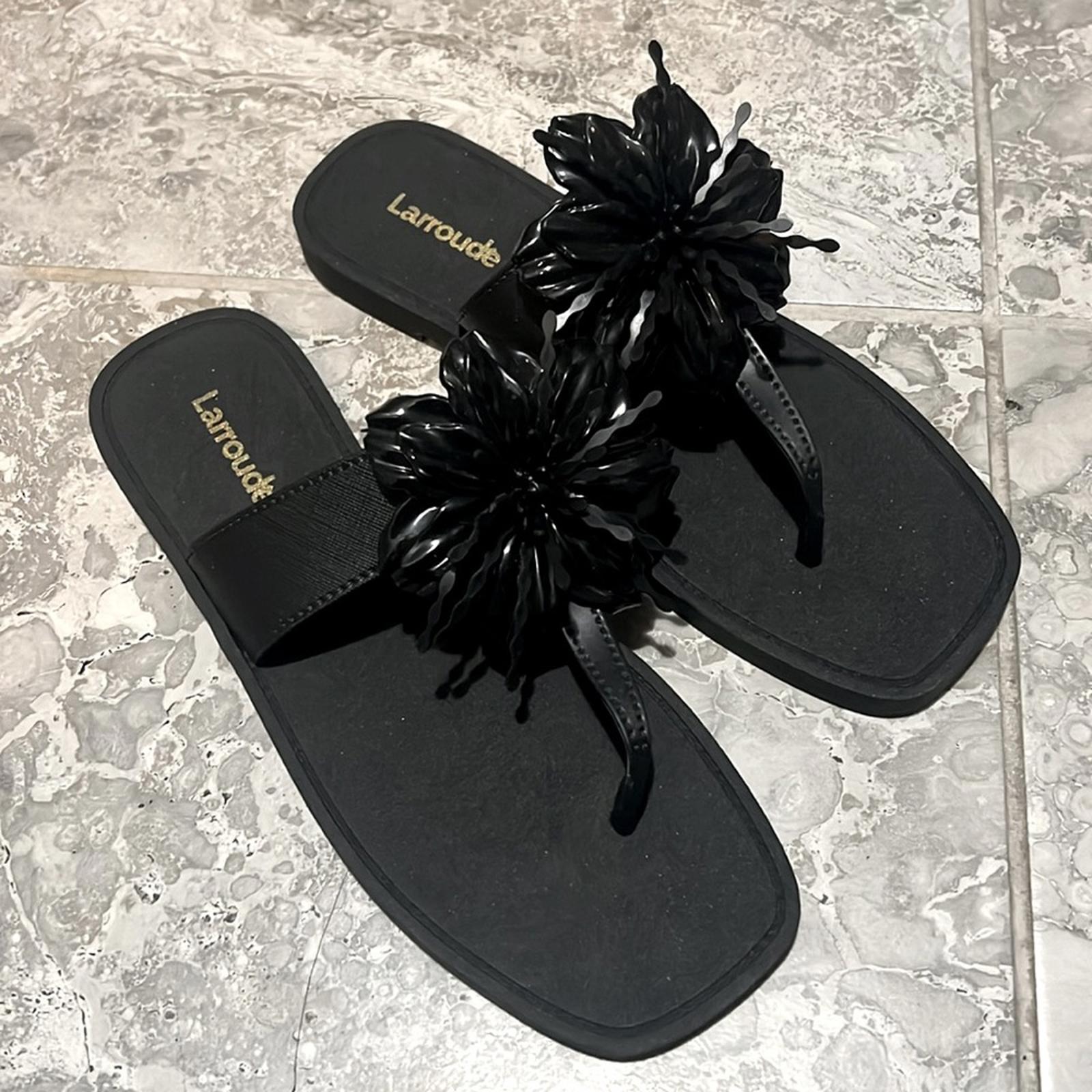 Larroude Hibiscus Sandals in Black, Size 10/11 NEW w/o Box
