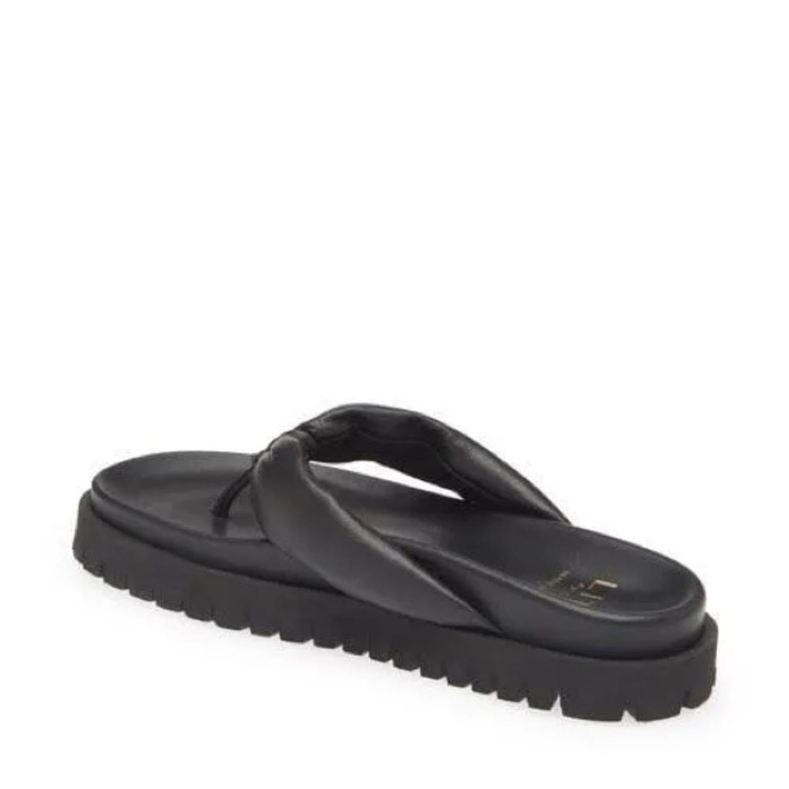 LITA by Ciara (Made in Italy) Lug Sole Thong Sandals, Black Size 42 EXCELLENT!