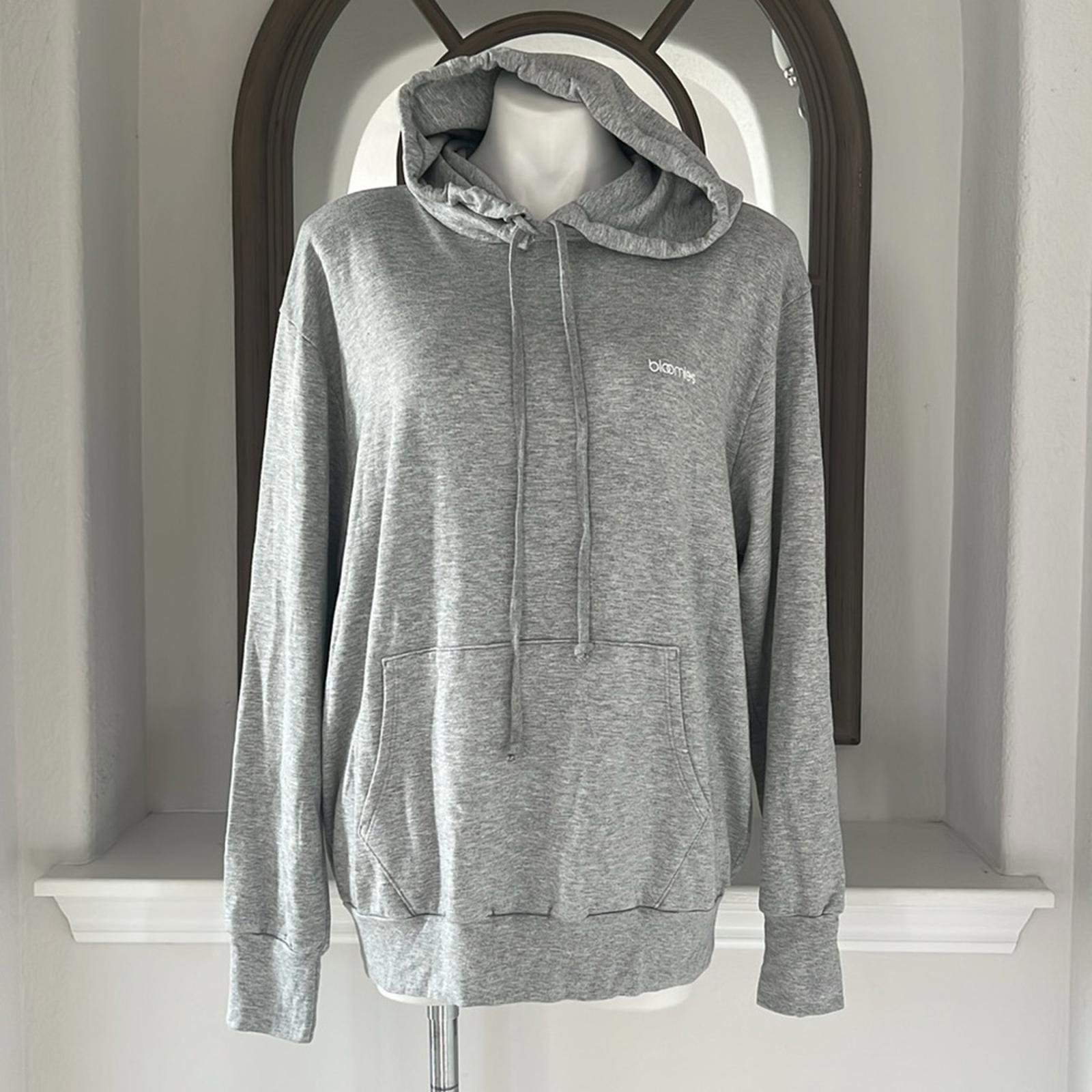 Bloomie's Unisex Rainbow Logo Hoodie in Heather Grey, Size M New w/Tag $98