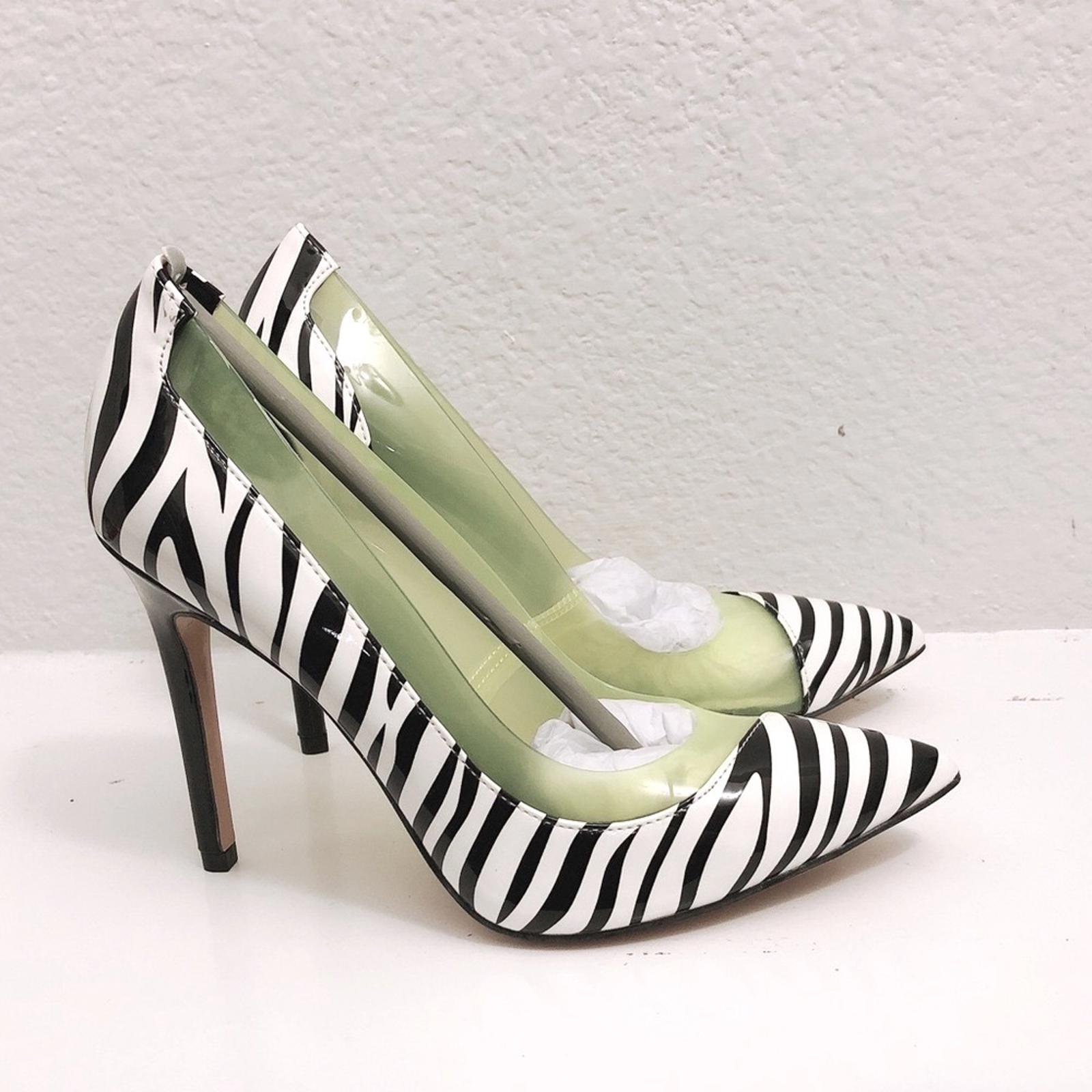 Mix No.6 Adrienne Zebra Print Pump, Shoes Size 7 New in Box