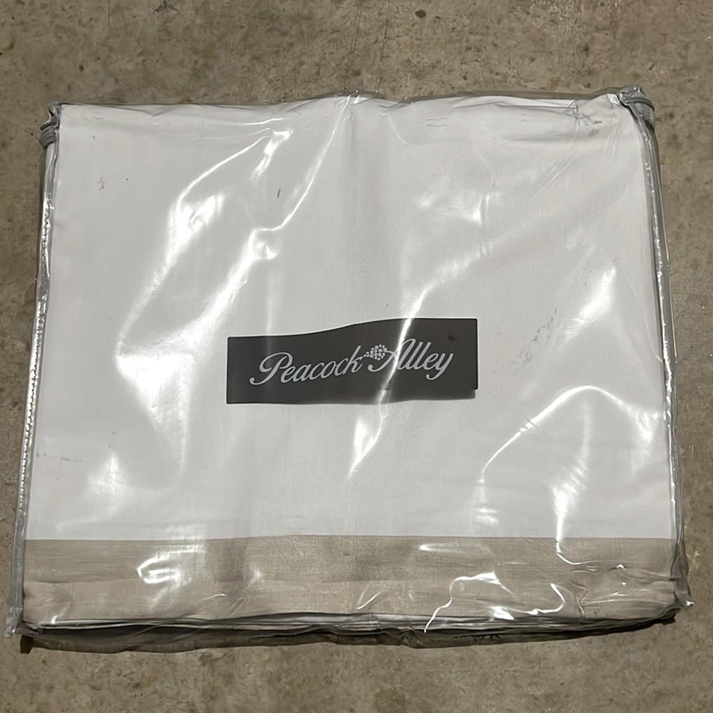 NWT Peacock Alley Mandalay Linen Cuff Duvet Cover, Queen New in Packaging
