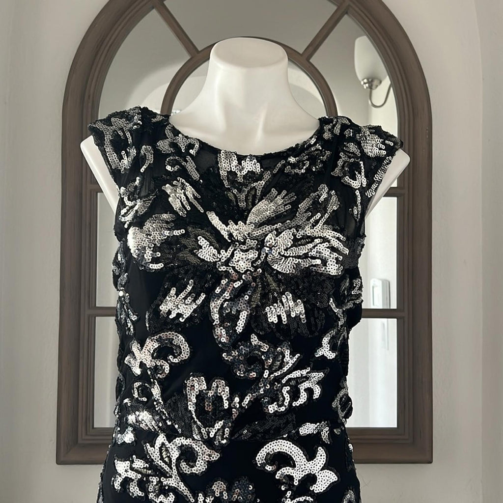 Badgley Mischka Midnight Swirl Long Formal Dress, Black Silver Size 10 $850