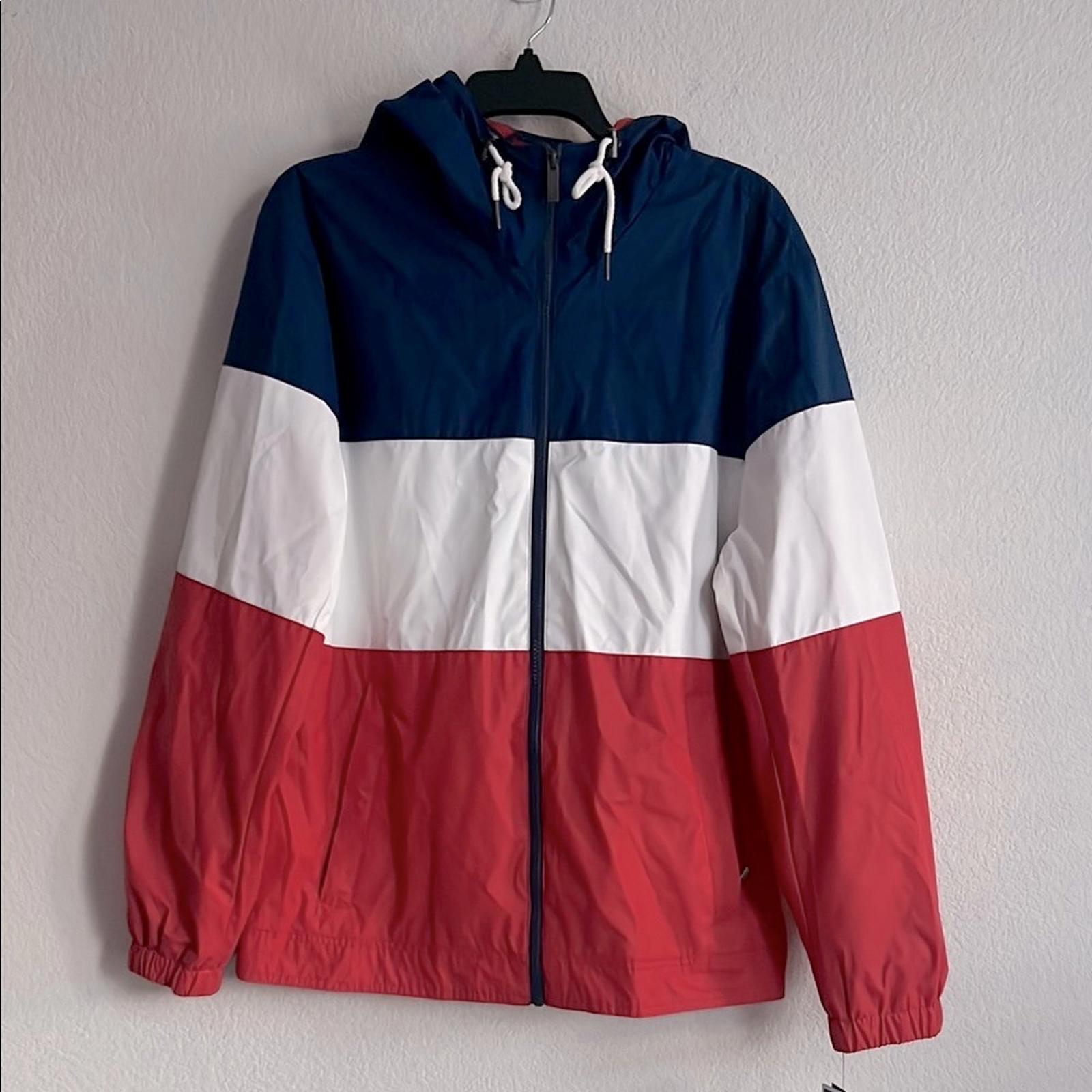 Club Room Rubberized Lightweight Hooded Rain Jacket Red, White, Blue Size S NWT